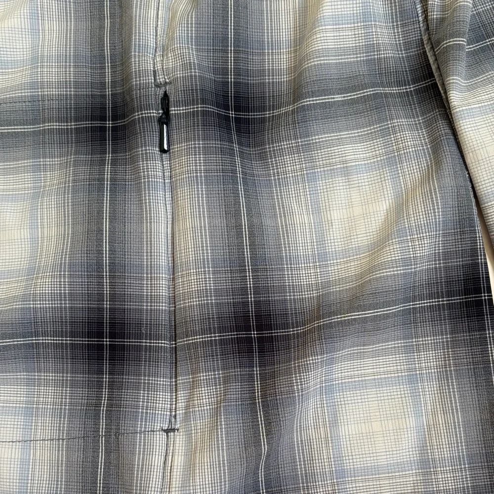Ladies Duluth Trading Quick Dry Sun Protection Blue/Gray Plaid Shirt Size L - Picture 3 of 11